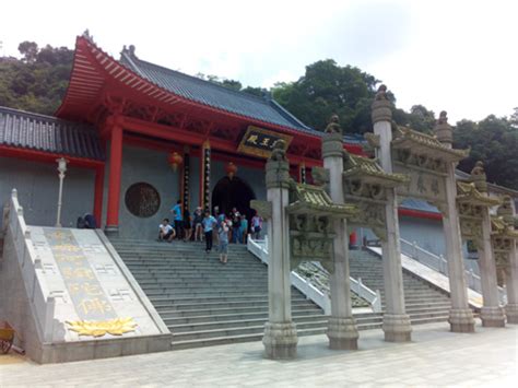  Qingyuan Temple: En av Liaoyuans mest imponerande tempelstrukturer med historisk betydelse!