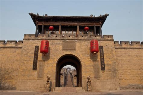 Wang Family Courtyard - En historisk skatt i Shuozhou som berättar om en mäktig familjs arv!