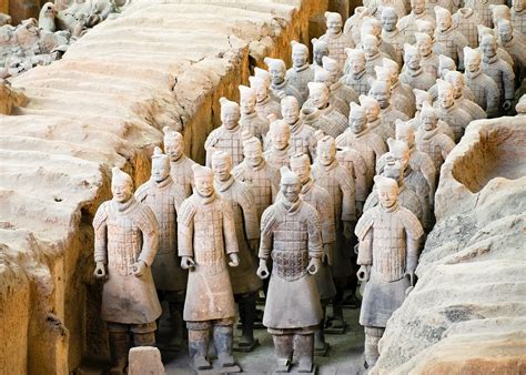  Xian's Terracotta Army: Unveiling Ancient China's Magnificent Warriors!